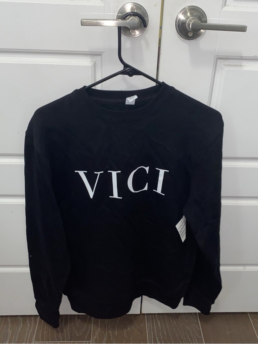 Vici Black Graphic Logo Sweatshirt